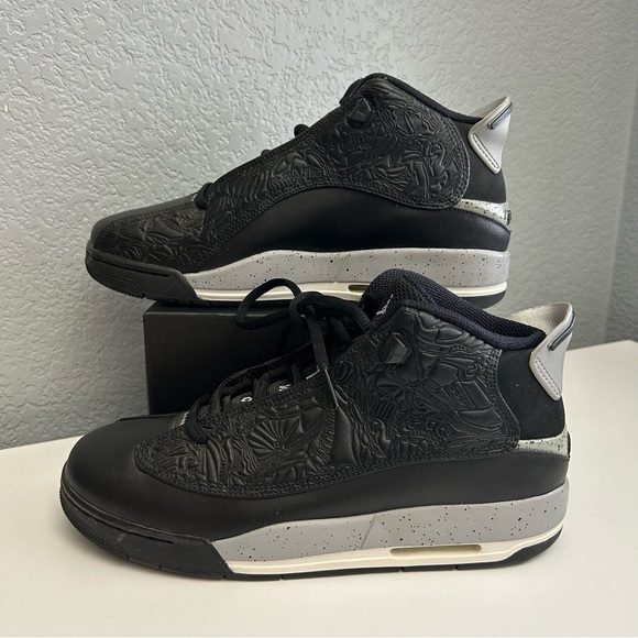 Jordan Dub Zero Oreo GS - 311047-002 - Size 7Y